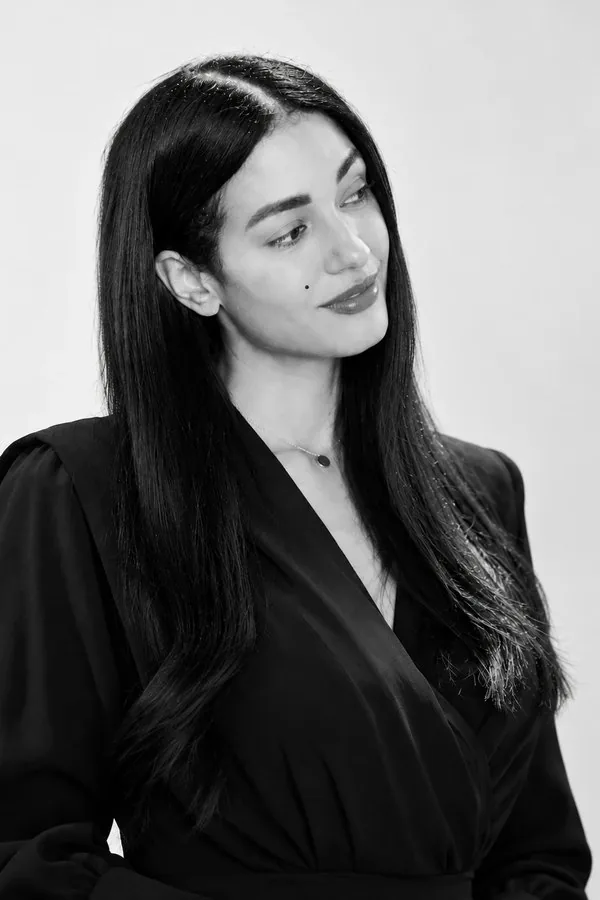 Viviane – Guest Relations, Cannazza Küsnacht